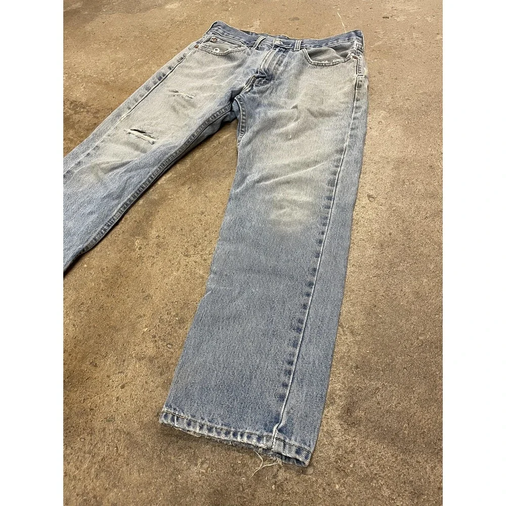 Levis 505 Jeans Mens 33x29 Light Wash Distressed Straight Zip Fly PC9 00505-4891